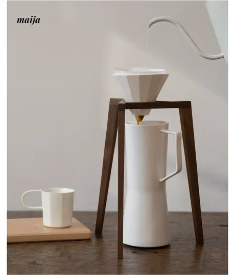 MUMO Oscar Three-Legged Coffee Filter Stand from MUMO