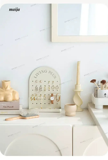 LIVINGPLUS Simple Jewelry Storage Box from LIVINGPLUS
