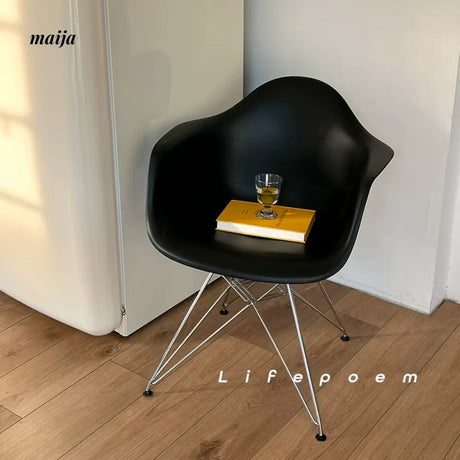 LIFEPOEM Eames Replica Chair from LIFEPOEM
