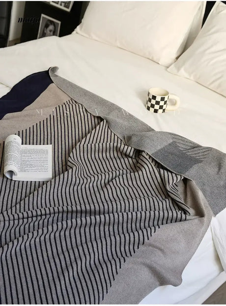 MISTYWOOD Knitted Blanket with Pastel Stripes from MISTYWOOD