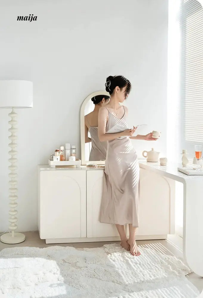 Leighton Dressing Table from maija