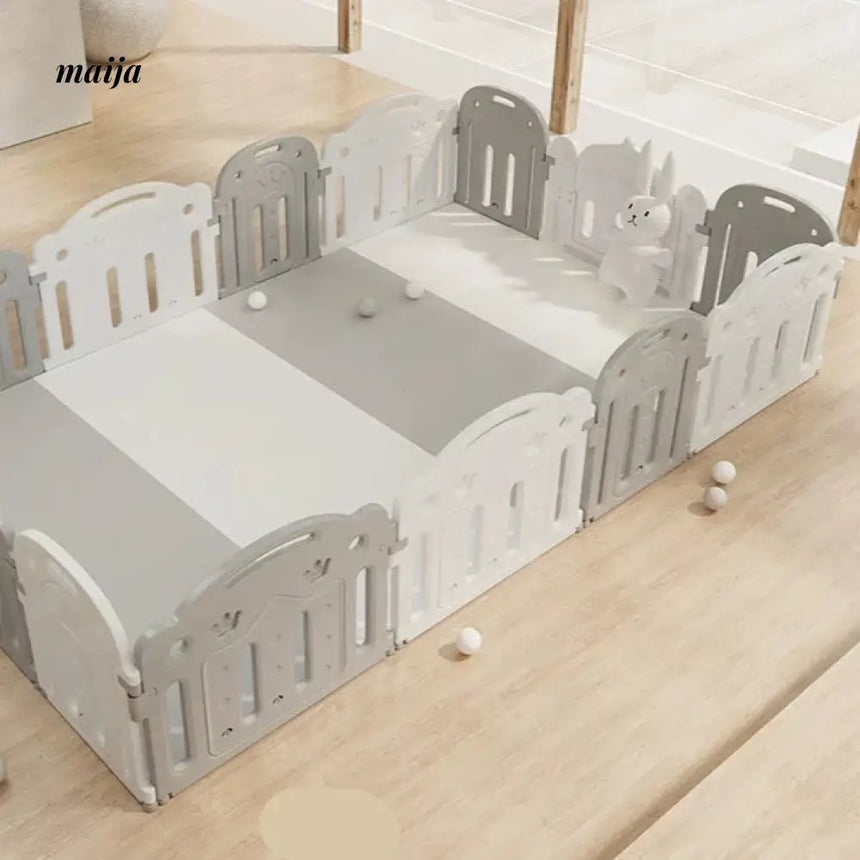 HOBBYTREE Minimalist Baby Playpen from HOBBYTREE
