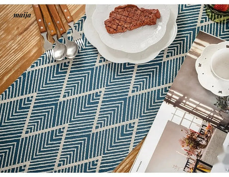 MAN YUE HOME Retro Tablecloth with High-Quality Cotton Linen Finish from MAN YUE HOME
