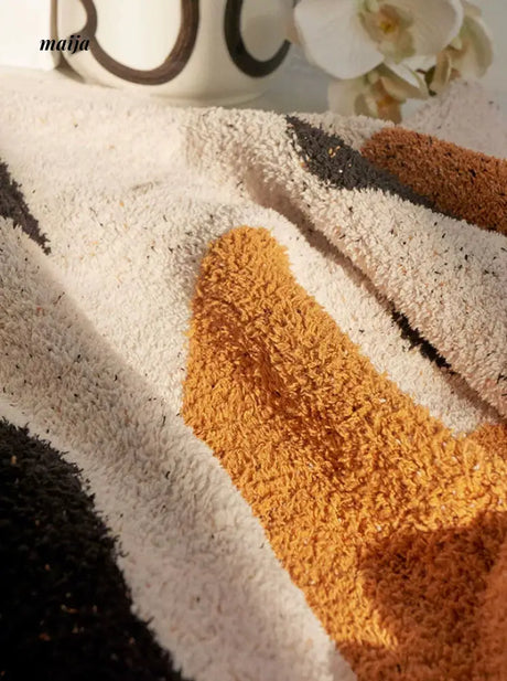 SOREMO Tulip Blanket from maija