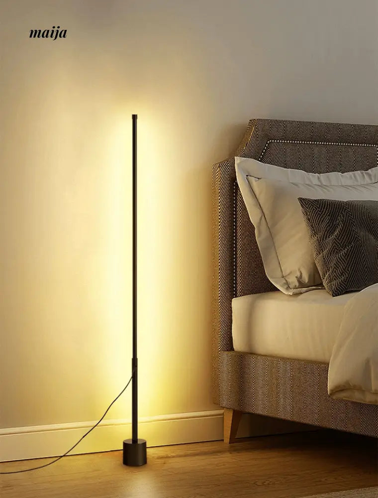 Vertical Lamp from maija