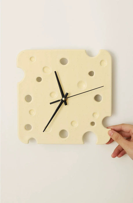 LENYVASEN Sienna Elegant Ceramic Watch Decor from LENYVASEN