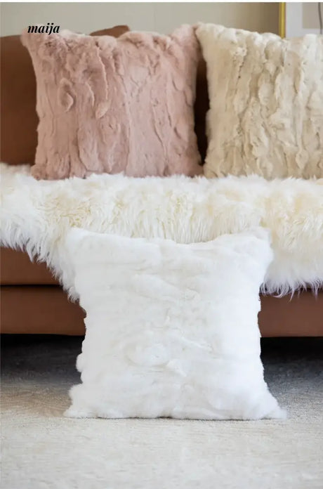 MISTYWOOD Plush Pillow with Modern Pillowcase from MISTYWOOD