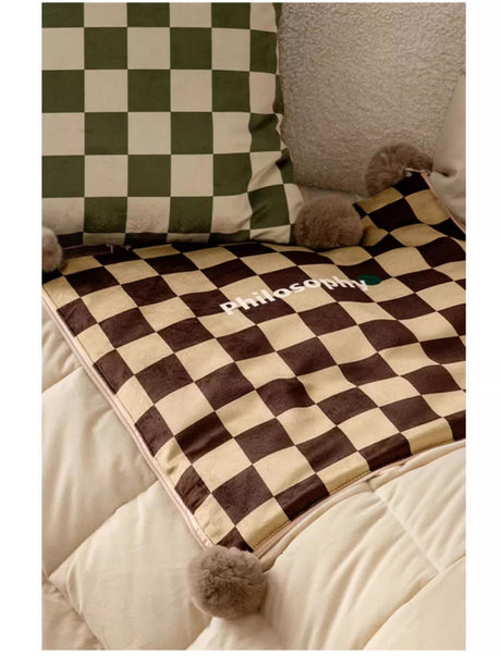 VANT Kaelani Stylish Dual-Purpose Car Quilt from VANT