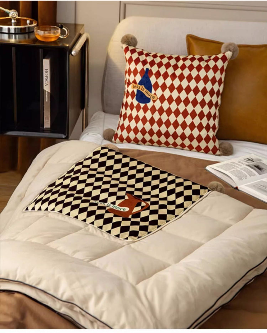 VANT Kaelani Stylish Dual-Purpose Car Quilt from VANT