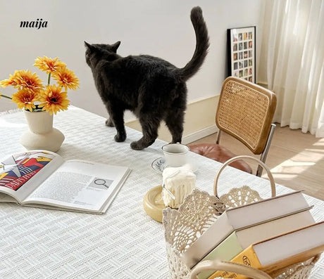 MAN YUE HOME Lace Tablecloth for French INS Style Dining Spaces from MAN YUE HOME