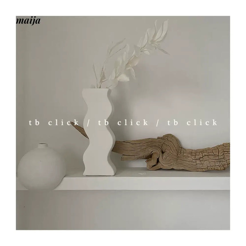 CLICK Scandinavian Play Car Ceramic Jewelry Stand from CLICK