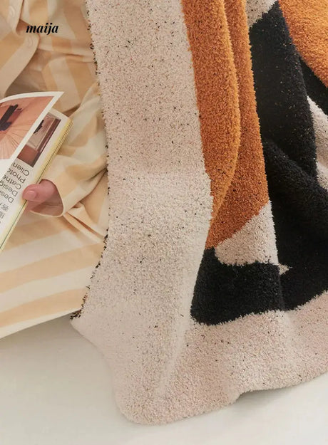 SOREMO Tulip Blanket from maija
