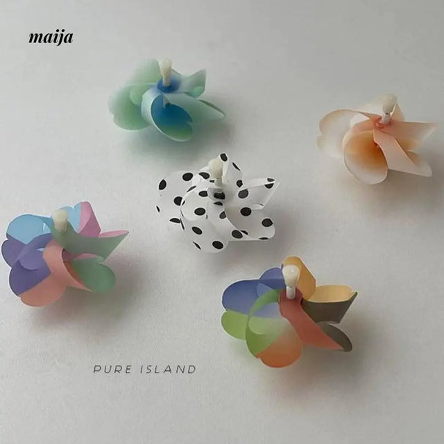 MUYE Spinning Cherry Blossom Fridge Magnets from MUYE
