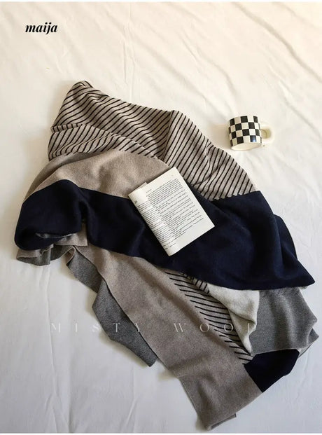 MISTYWOOD Knitted Blanket with Pastel Stripes from MISTYWOOD