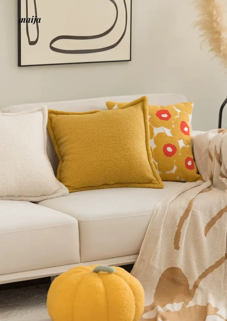 MISTYWOOD Milk Tea Pillow with Floral Pillowcase from MISTYWOOD