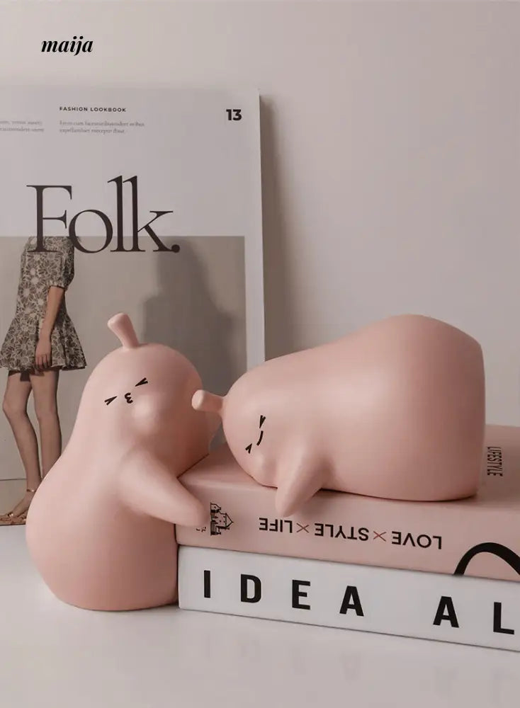 Hugging Pears Bookends from maija