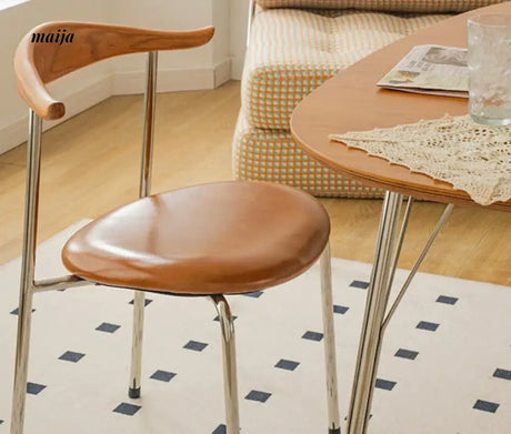 MOODSTORM Horn Designer Chair from Kaiyashi