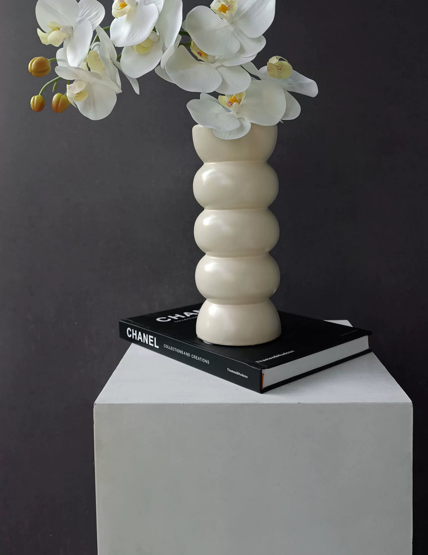 TODAYARTIST Celeste Creamy Silver Ceramic Jewelry with French Flair from TODAYARTIST