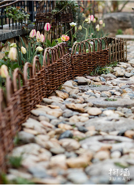 JUHAN Kiyoshi Elegant Decorative Garden Fence from JUHAN