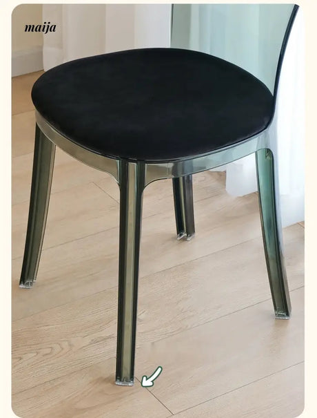 PUMPKIN BOX Acrylic Scandinavian Highchair from PUMPKIN BOX