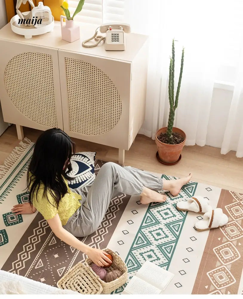 MAN YUE HOME Advanced Retro Carpet for Scandinavian Coffee Tables from MAN YUE HOME