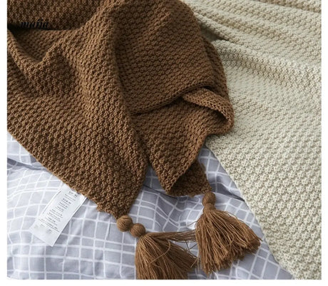 MAN YUE HOME Scandinavian Knitted Sofa with Duvet for Sleep from MAN YUE HOME