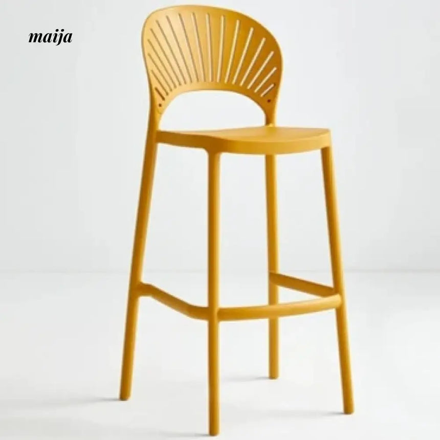 Wanda Plastic Bar Stool