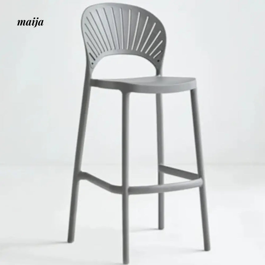 Wanda Plastic Bar Stool