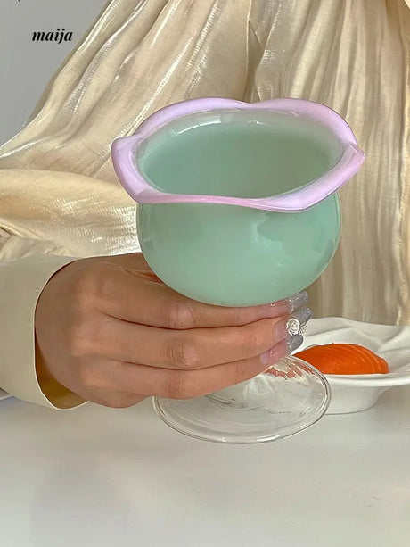 SHINYMOMO Tulip Wine Glass from maija