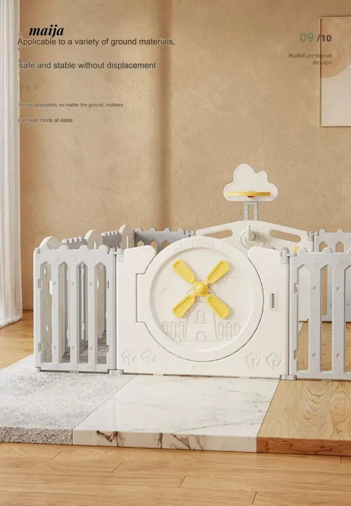 HOBBYTREE Kids' Crawling Fence from HOBBYTREE