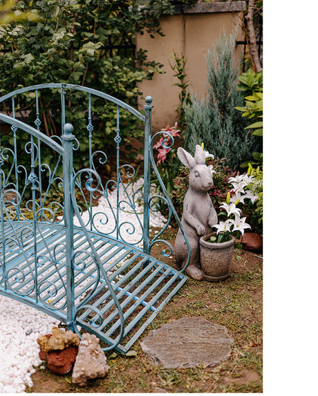 JUHAN Akira Vintage American Style Gazebo Decorations from JUHAN