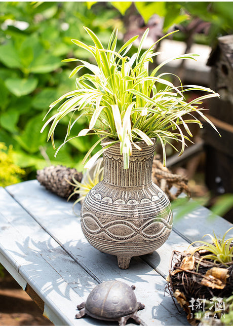 JUHAN Alhambra Rustic Vintage Ceramic Flowerpot from JUHAN