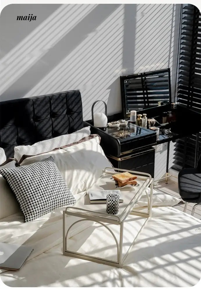 LIVINGPLUS Modern Bay Window Coffee Table from LIVINGPLUS