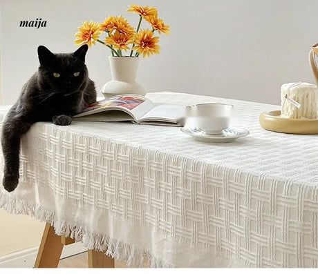 MAN YUE HOME Lace Tablecloth for French INS Style Dining Spaces from MAN YUE HOME
