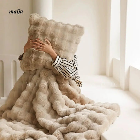 MISTYWOOD Elite Duvet for Sofa and Bed from MISTYWOOD