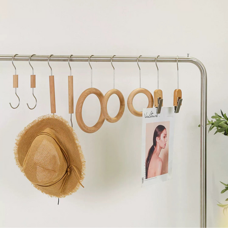 SM Noah Universal Hanger for Scarves and Hats from SM