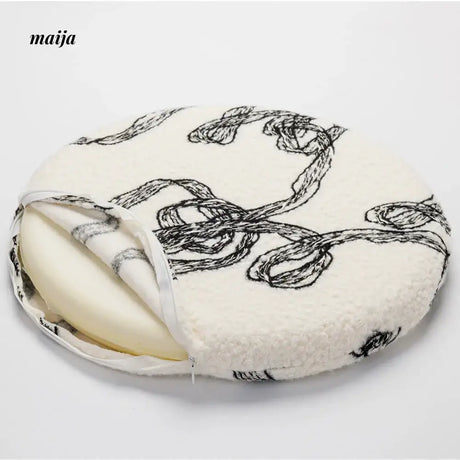 MISTYWOOD Circular Knitted Living Room Cushion from MISTYWOOD