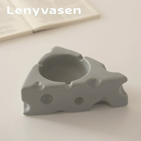 LENYVASEN Nico Advanced Office Ceramic Decor from LENYVASEN