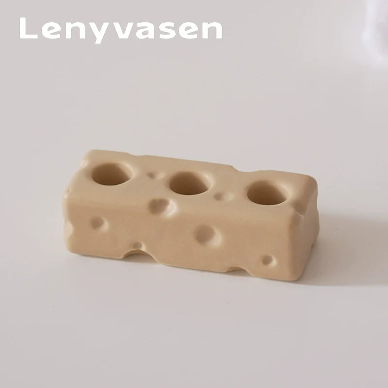 LENYVASEN Finn Electric Toothbrush Rack from LENYVASEN