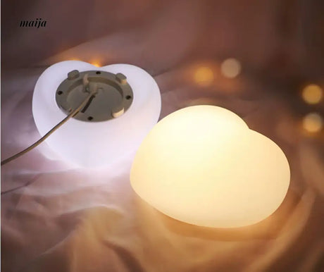 YUNLU Love Heart Lamp from MODENG