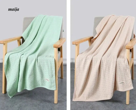 NUANYOU Quick Dry Cotton Gauze Bath Towel from maija
