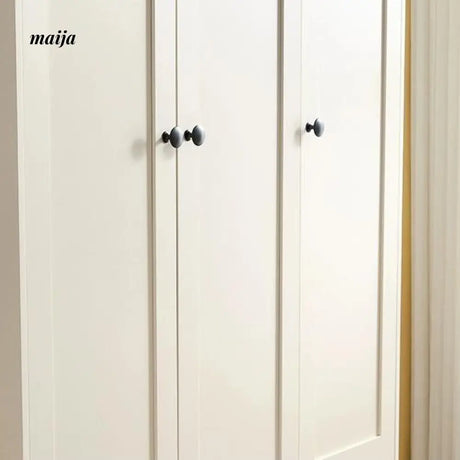 LINSYKIDS Jaxson Three Door Wardrobe from RZONE