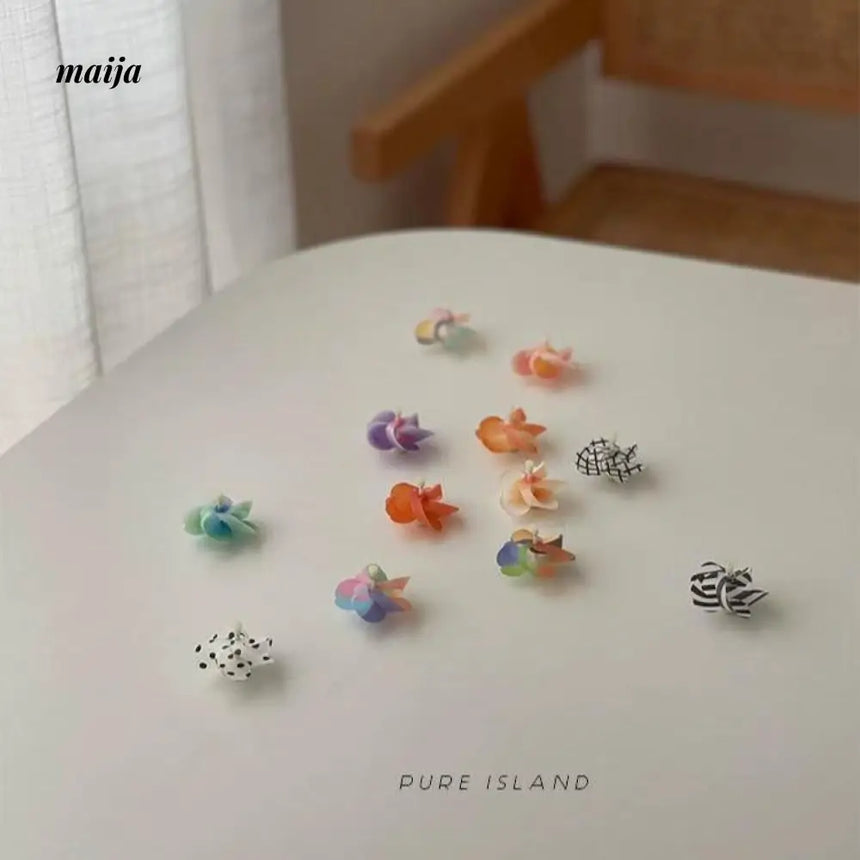 MUYE Spinning Cherry Blossom Fridge Magnets from MUYE