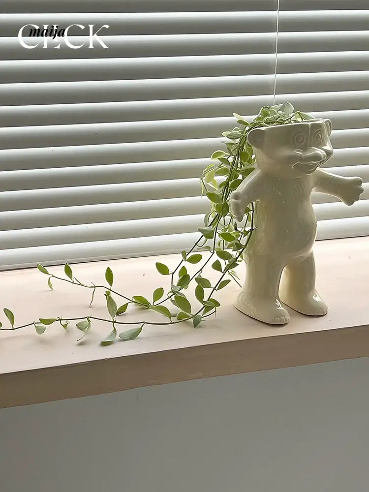 CLICK Doll Ceramic Flowerpot Decor for Growing Plants from HOBBYTREE