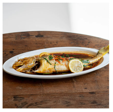 MUMO Jacob White Porcelain Fish Plate from MUMO