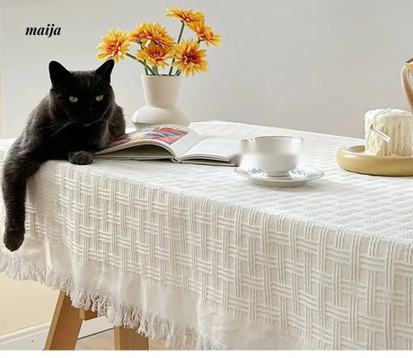 MAN YUE HOME Lace Tablecloth for French INS Style Dining Spaces from MAN YUE HOME
