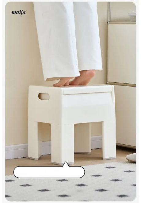 LOWERLEFT Universal Shoe Storage from Lower Left