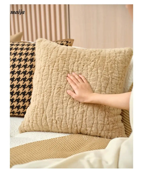 MISTYWOOD Retro High-End Leather Pillow from MISTYWOOD