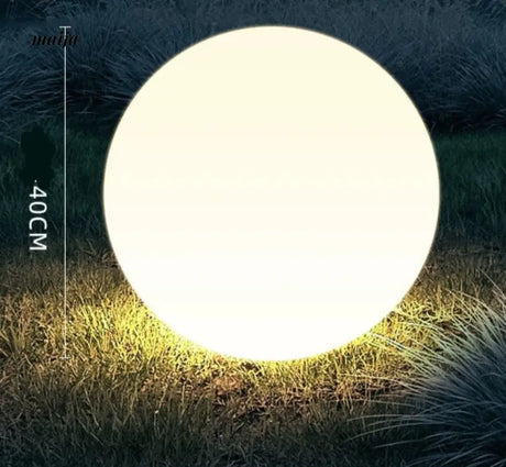 GVG Solar-Powered Waterproof Moon Garden Lamp from Kaiyashi