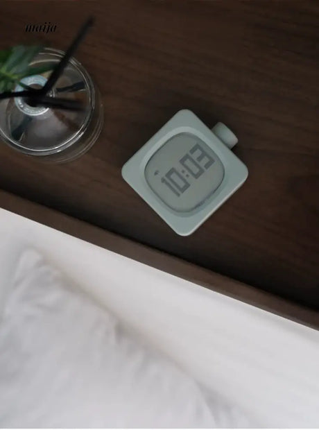 MUID Simple Alarm Clock from maija